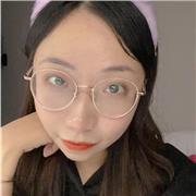 English teacher with 1 month’s experience offering voluntary lessons to Indonesian middle-school students